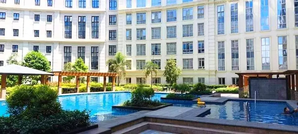 The Palm Tree Condotel Manila Airport Apartment